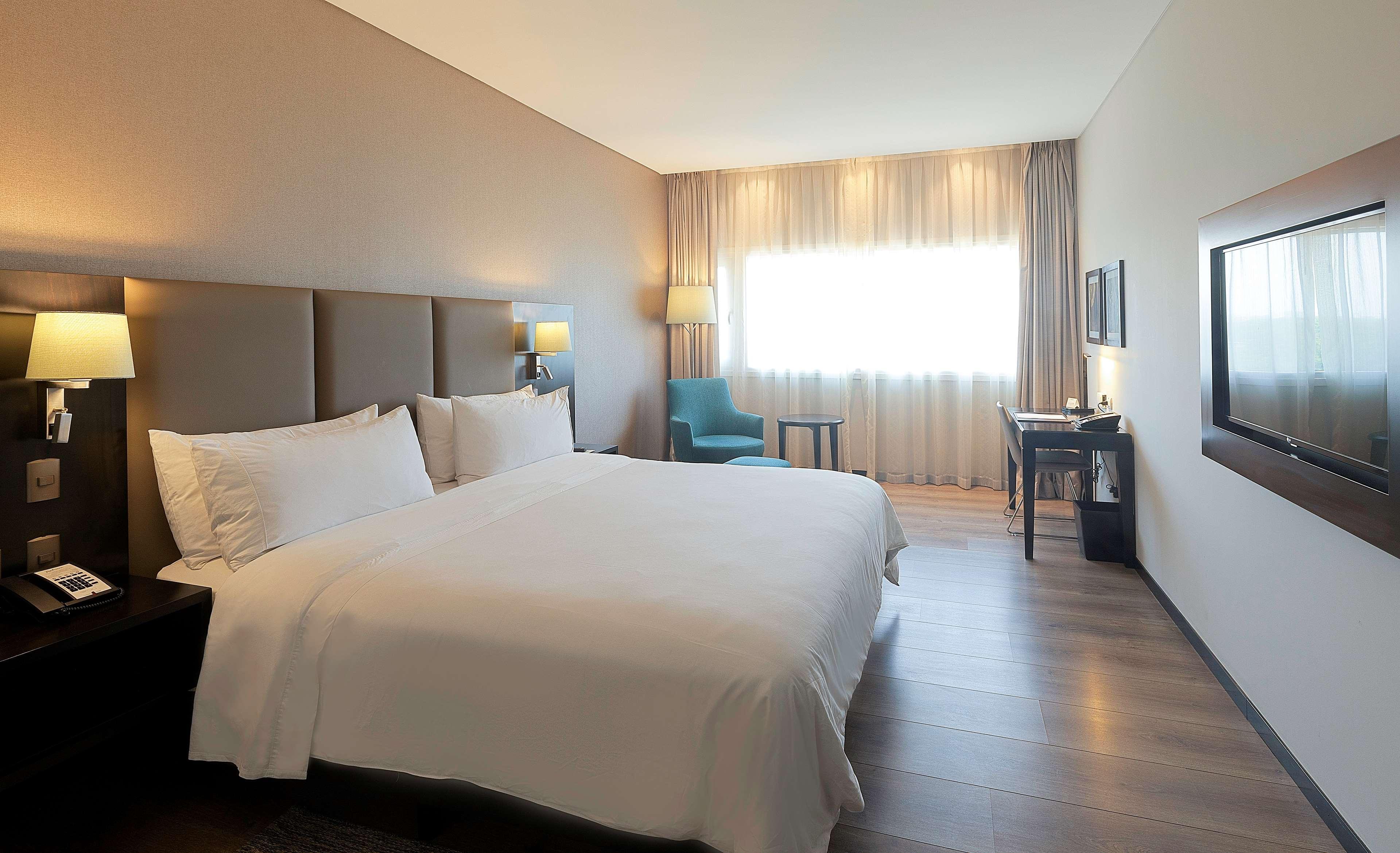 Radisson Hotel Santa Cruz Santa Cruz de La Sierra Exteriör bild